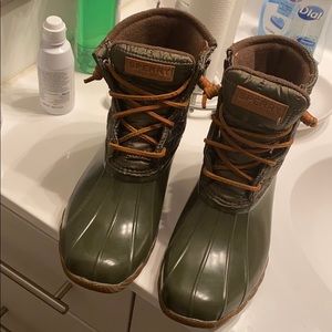 HunterGreen Sperry Women’s Saltwater Duck Booties